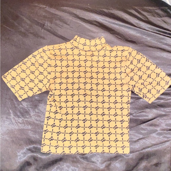 🧚‍♀️3for50$ Zip up patterned tee - Picture 2 of 4